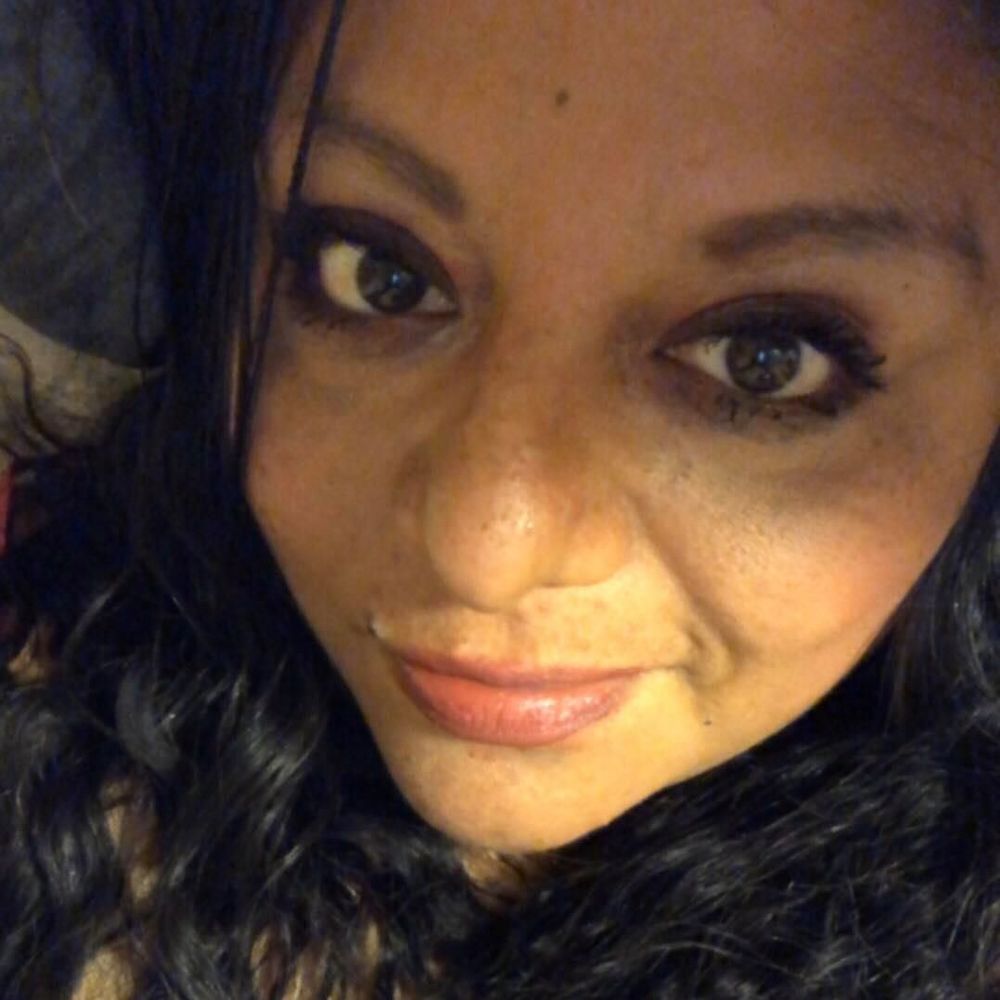 Meet your Posher, Morena